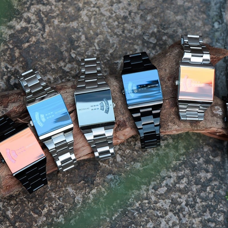 Square-Shaped Men's Quartz Watch with Futuristic Design