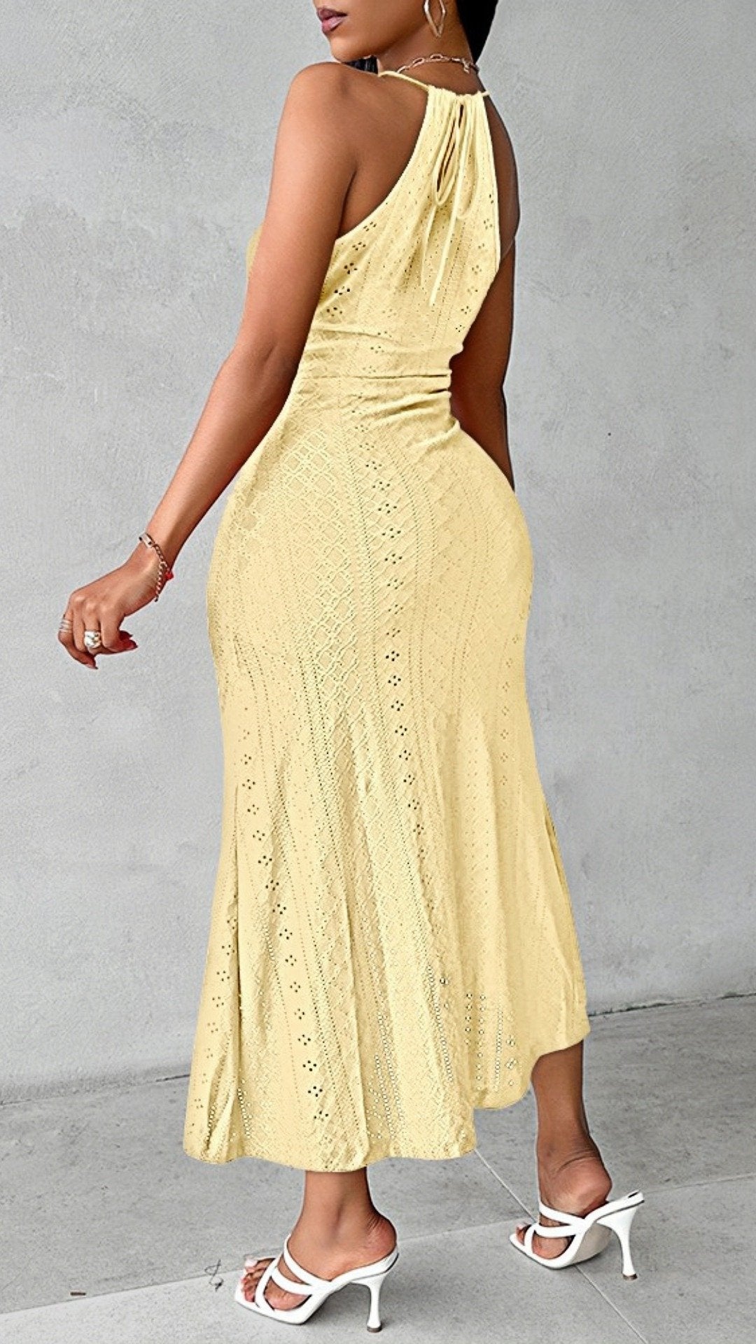 🕊️ THE RESORT HALTER DRESS