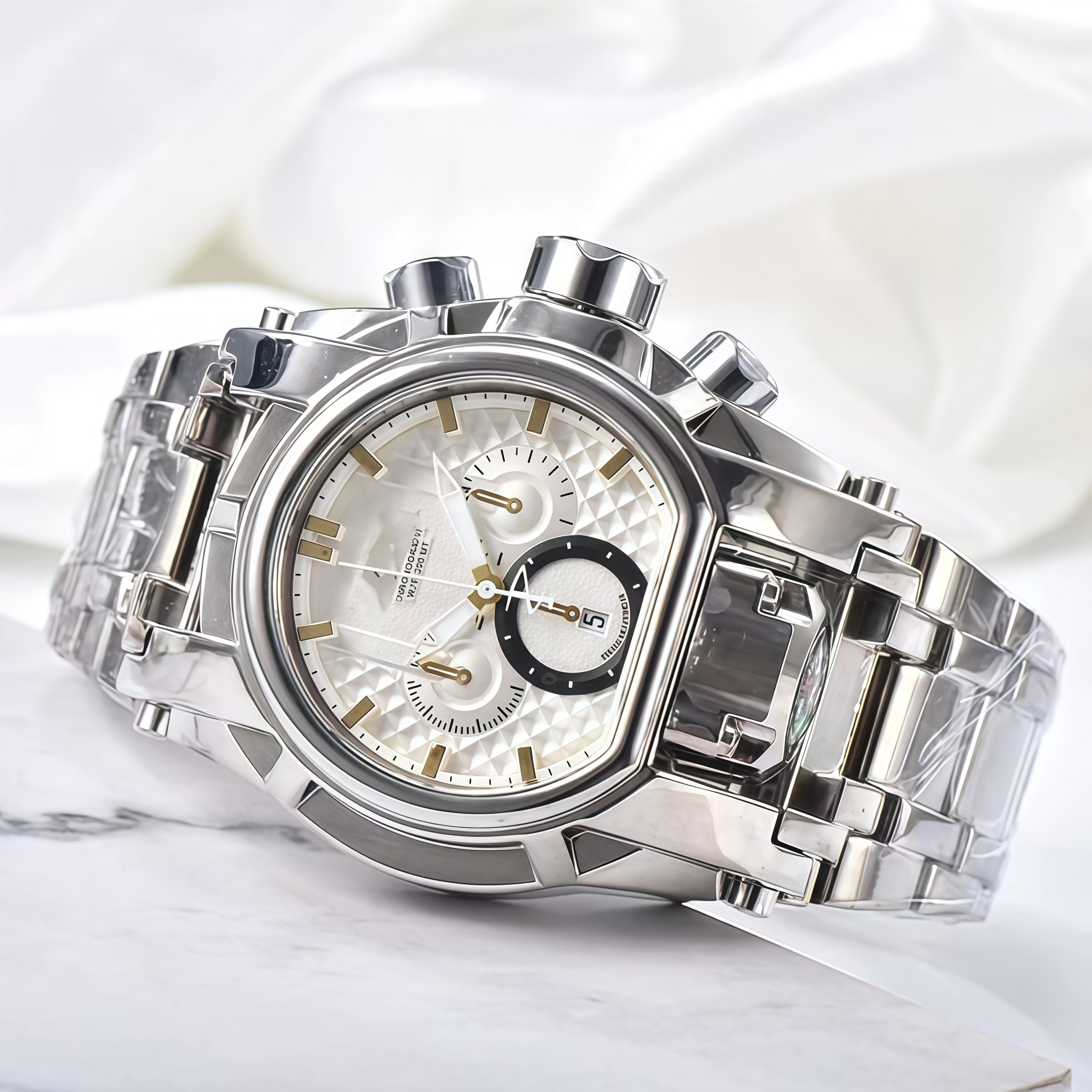 Large dial compass sports watch
