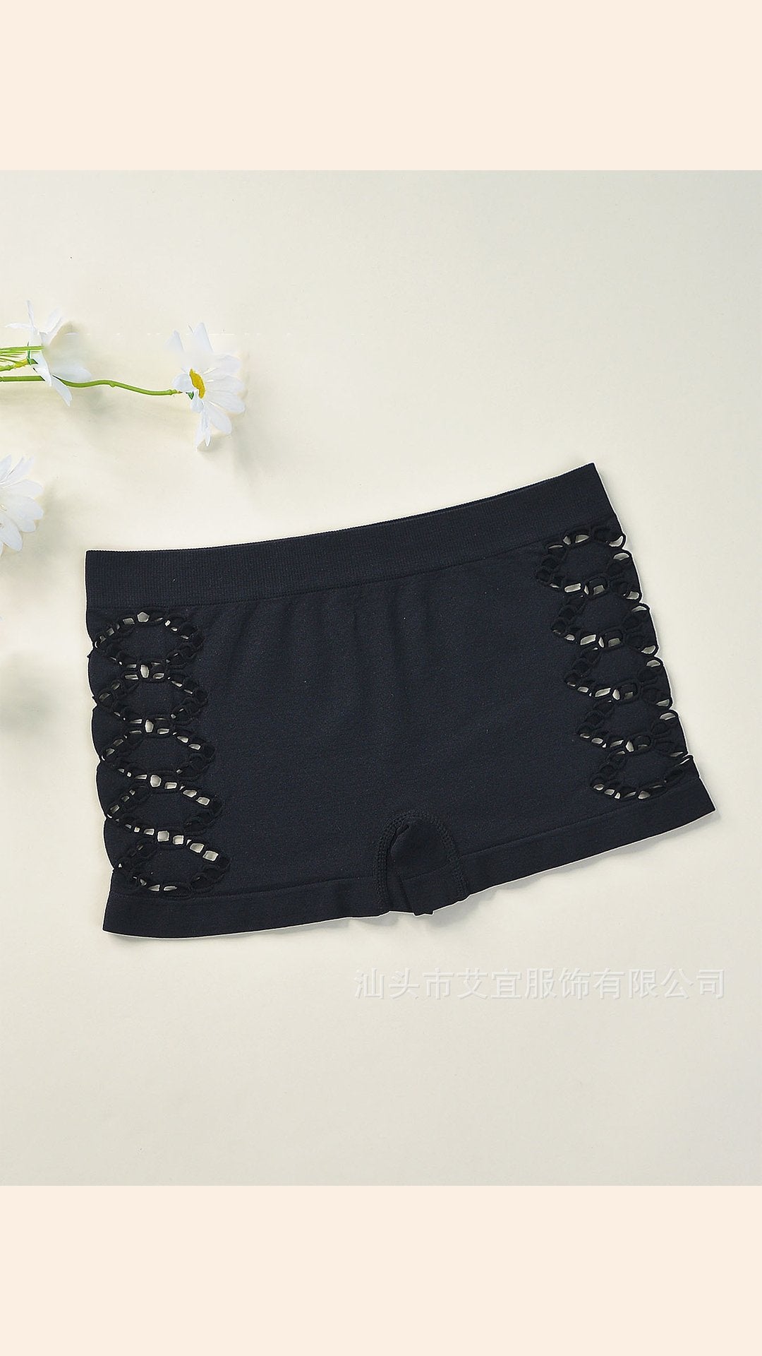 🌸 THE HOLLOW-OUT BOYSHORTS: LOW-RISE, TUMMY CONTROL, GEOMETRIC EDGE — YOUR NEW GO-TO FOR COMFORT & COVERAGE 🌸