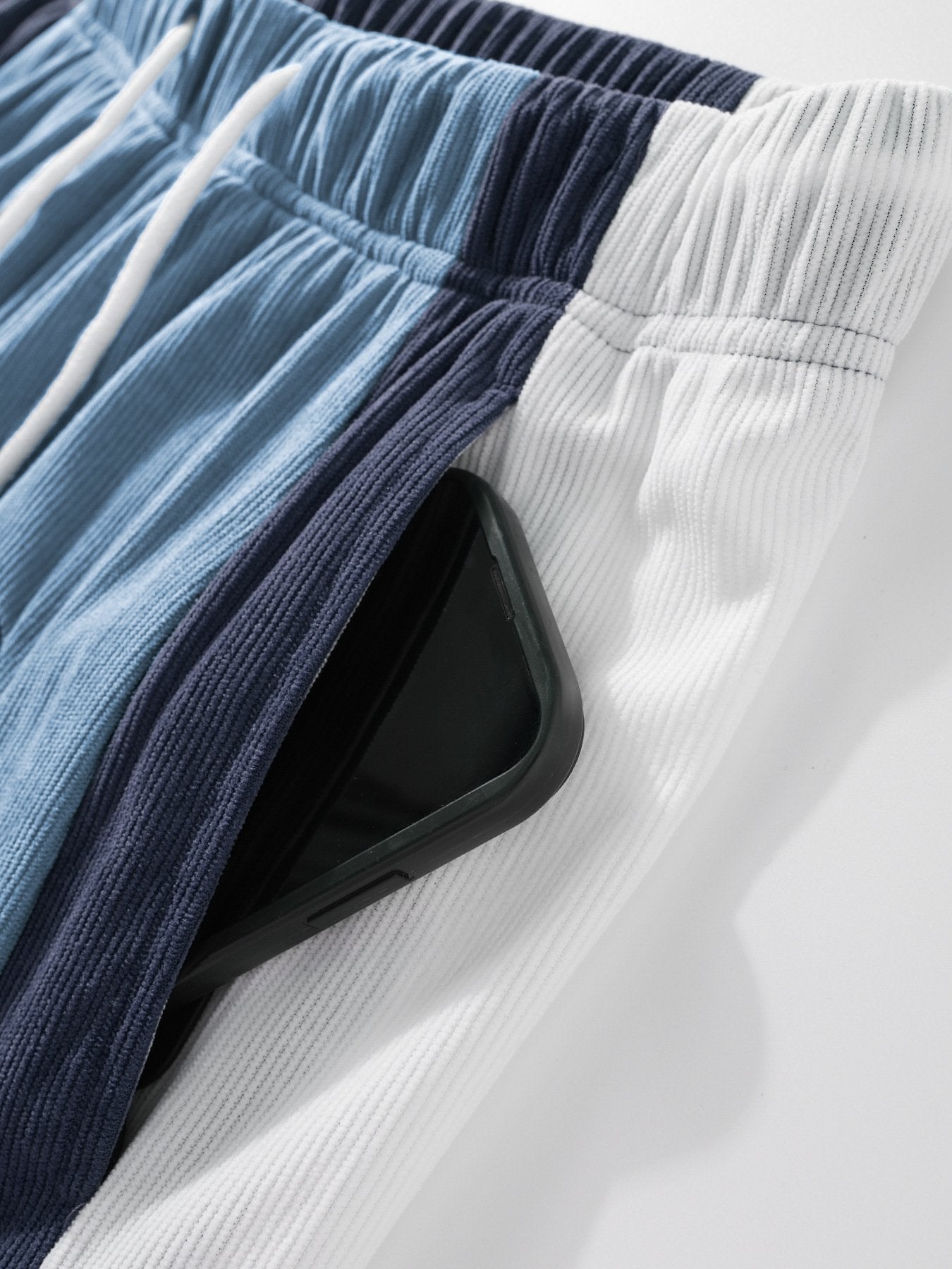 All-Season Men’s Casual Corduroy Pants: Comfortable Colorblock Straight Leg Design