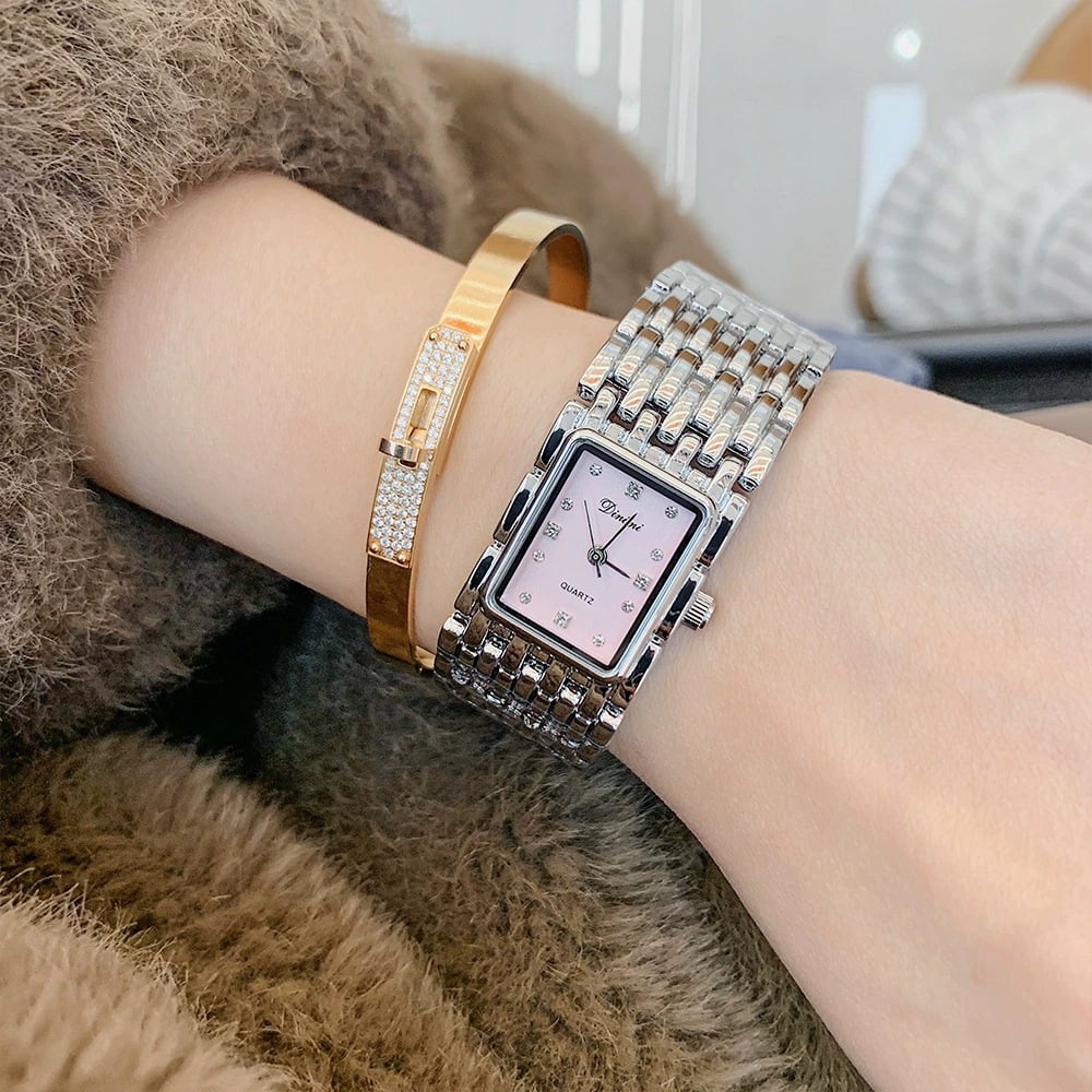Vintage-style rectangular chain-strap women's watch