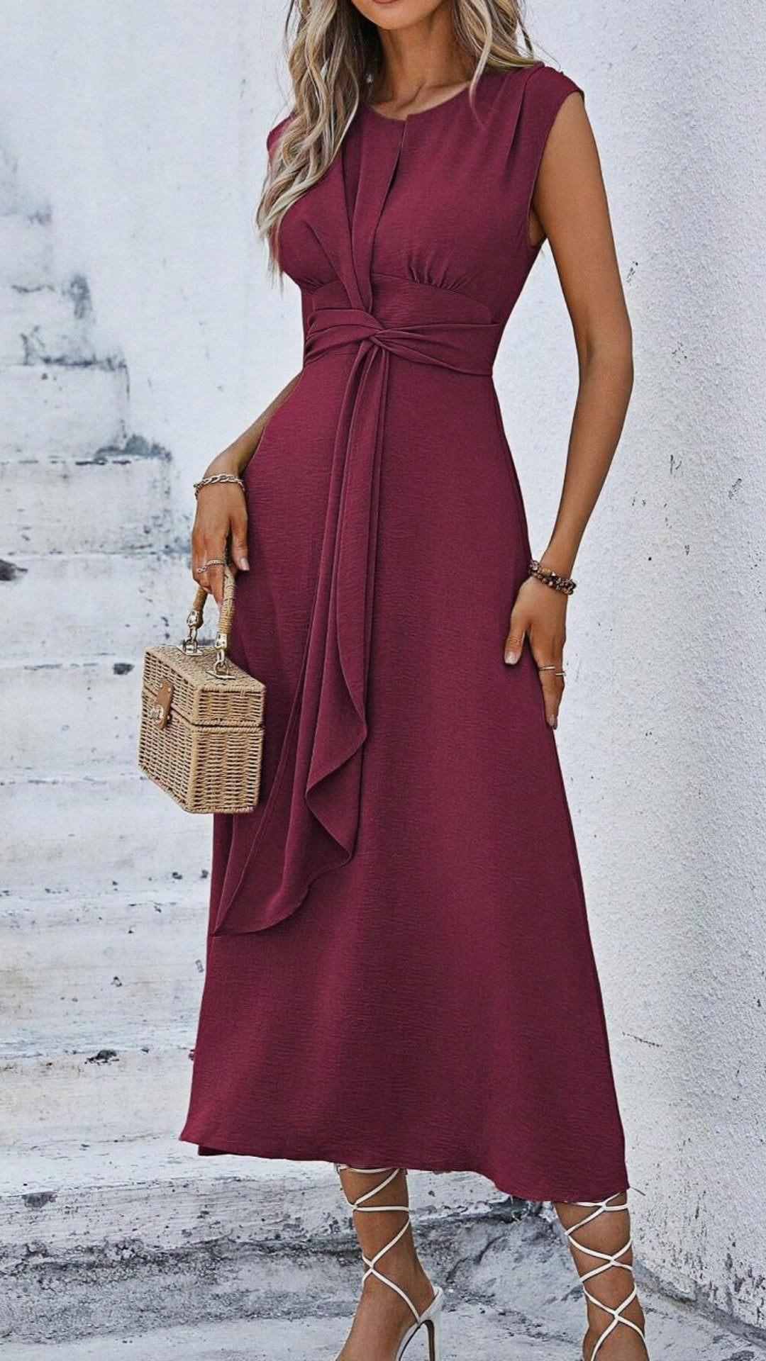 🌸 THE DUAL-WRAP DRESS: TWO WAYS TO WEAR, ENDLESS STYLE — YOUR NEW FAVOURITE TRANSFORMABLE PIECE 🌸