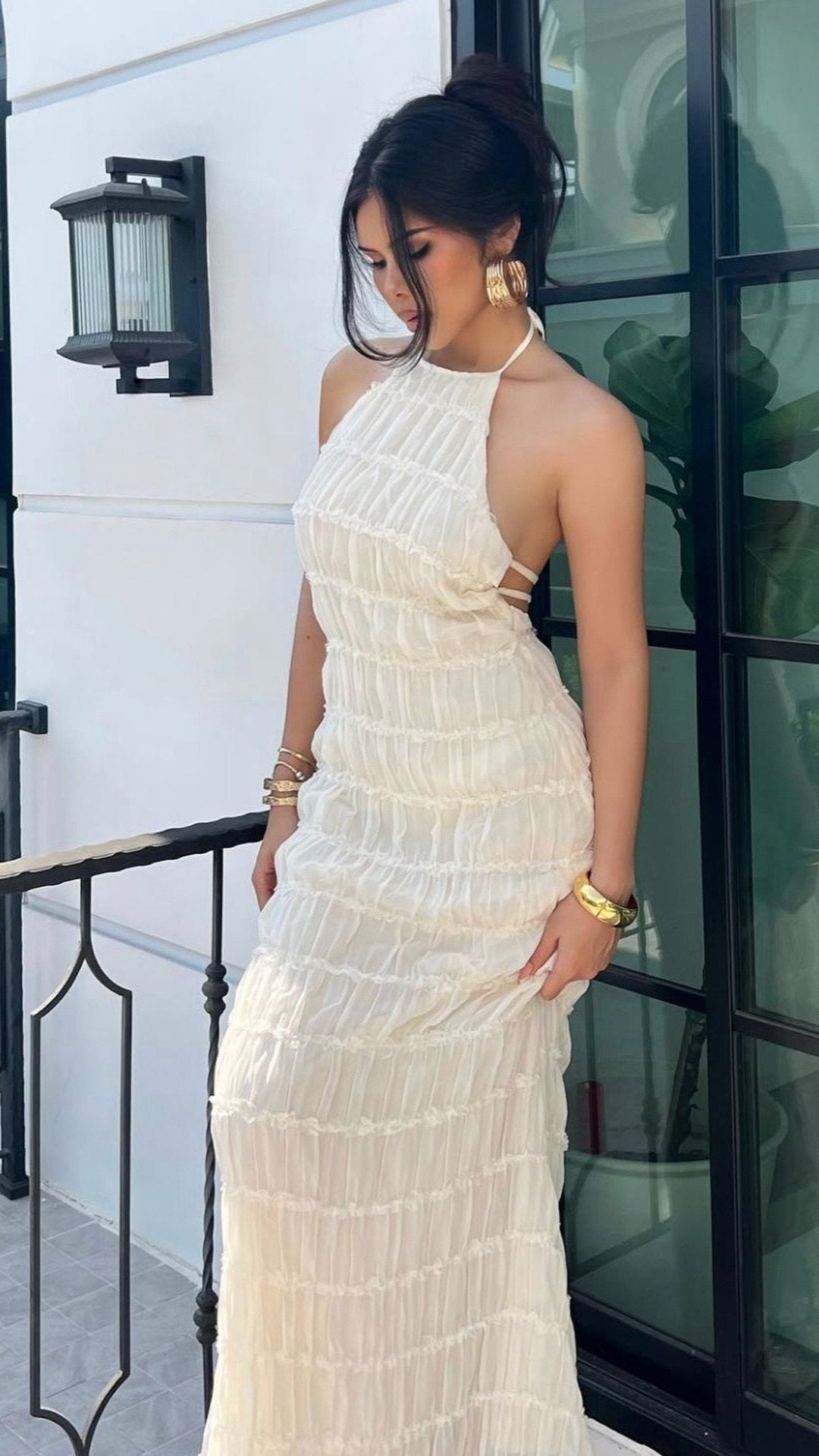 🌺 THE HALTER BACKLESS MAXI: OPEN BACK, SELF-TIE STRAPS, FULLY LINED — YOUR MOST SOPHISTICATED SUMMER DRESS 🌺