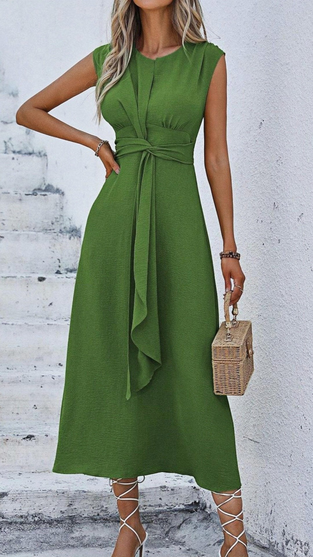 🌸 THE DUAL-WRAP DRESS: TWO WAYS TO WEAR, ENDLESS STYLE — YOUR NEW FAVOURITE TRANSFORMABLE PIECE 🌸