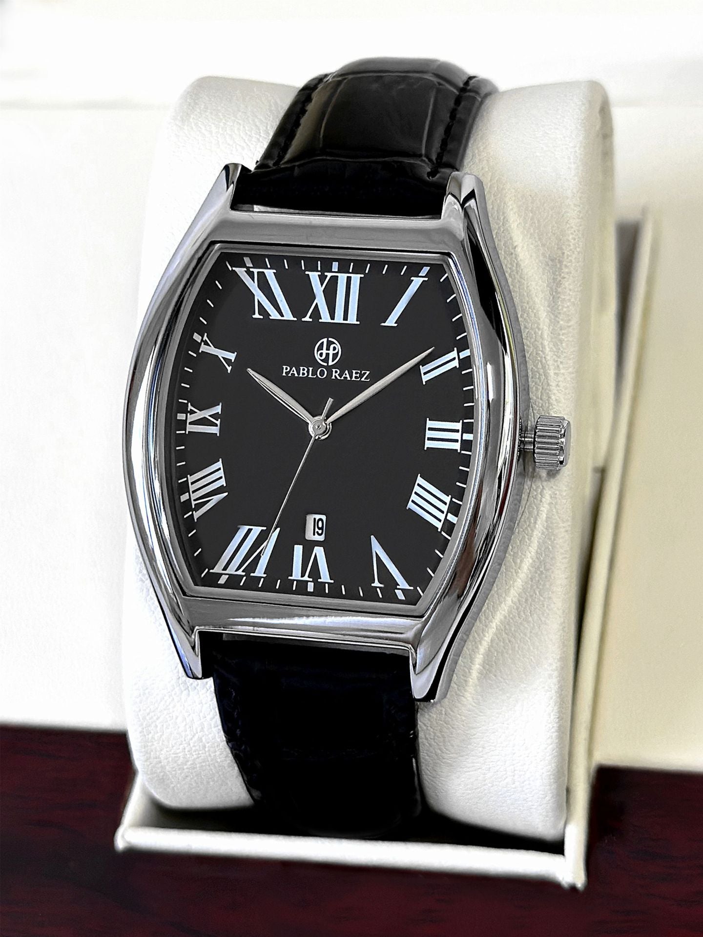 Waterproof leather strap barrel-shaped watch