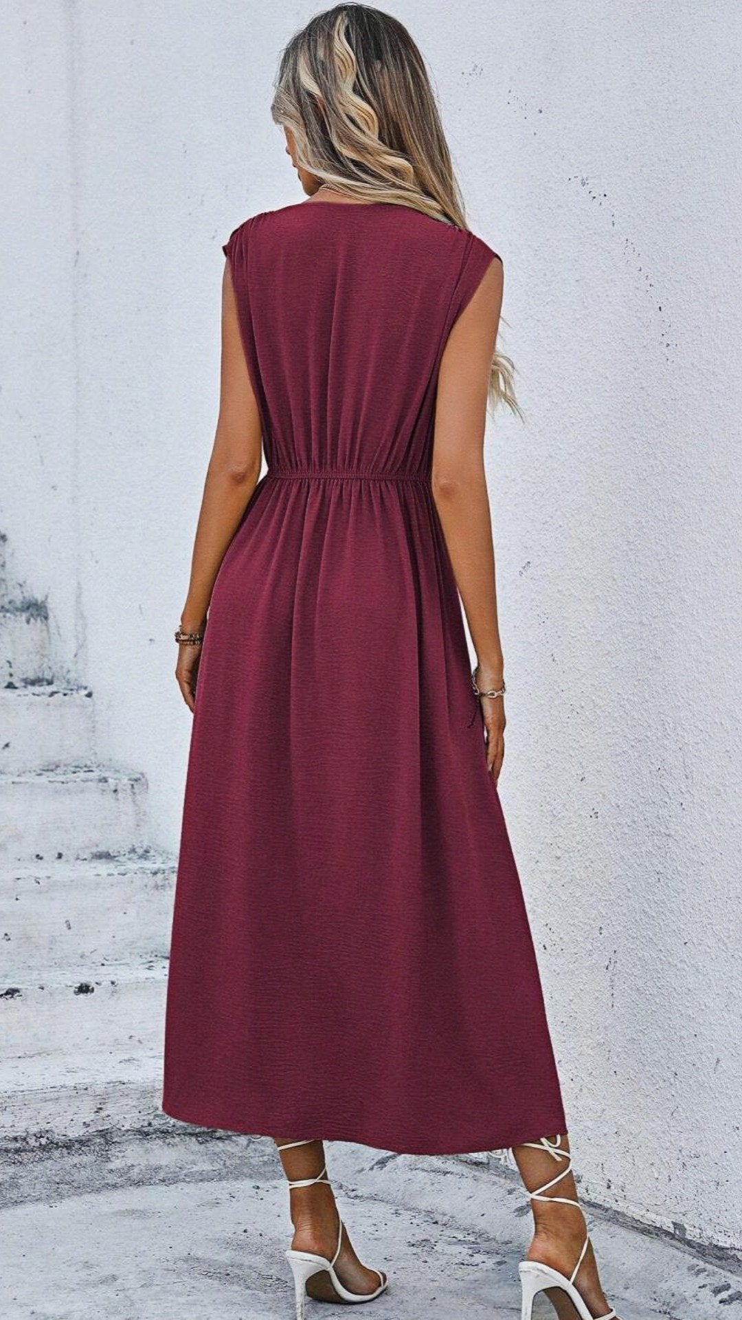 🌸 THE DUAL-WRAP DRESS: TWO WAYS TO WEAR, ENDLESS STYLE — YOUR NEW FAVOURITE TRANSFORMABLE PIECE 🌸