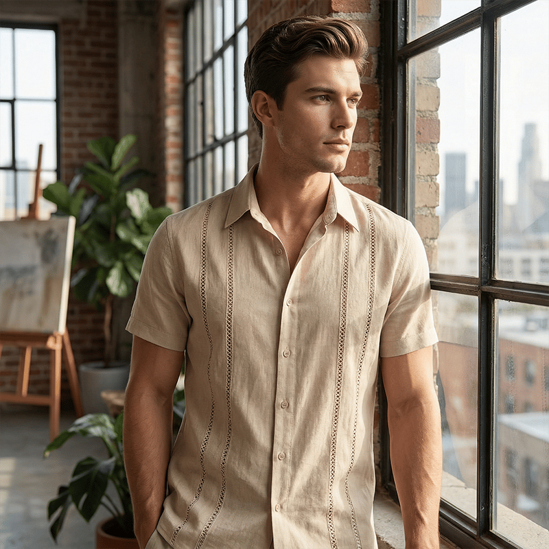 Men's Casual Short-Sleeve Shirt with Button Placket