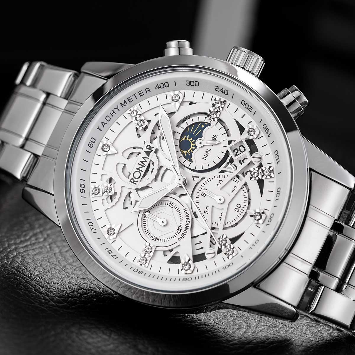 Men's Water-Resistant Stainless Steel Strap Quartz Watch with Three-Hand Dial