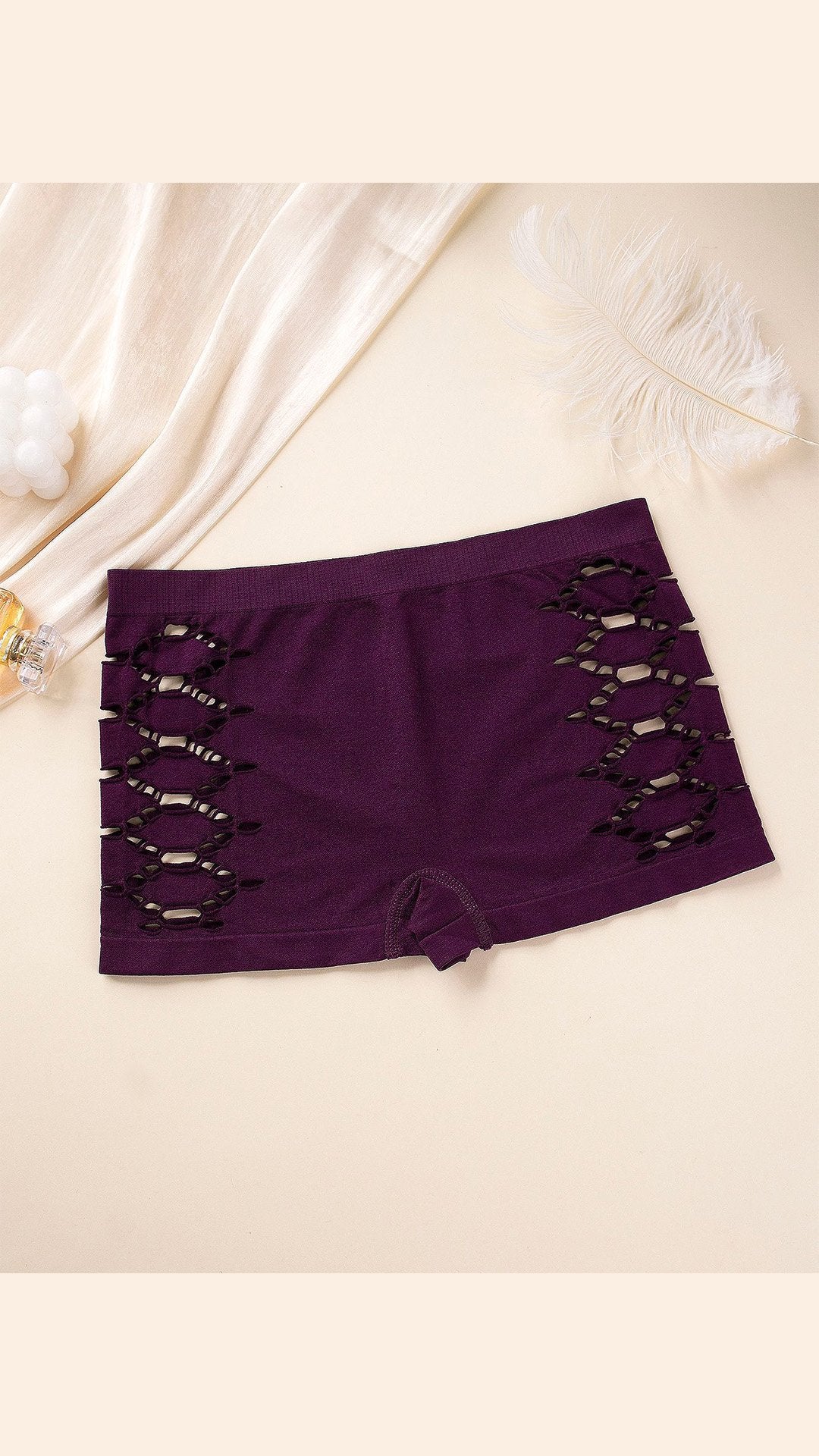 🌸 THE HOLLOW-OUT BOYSHORTS: LOW-RISE, TUMMY CONTROL, GEOMETRIC EDGE — YOUR NEW GO-TO FOR COMFORT & COVERAGE 🌸