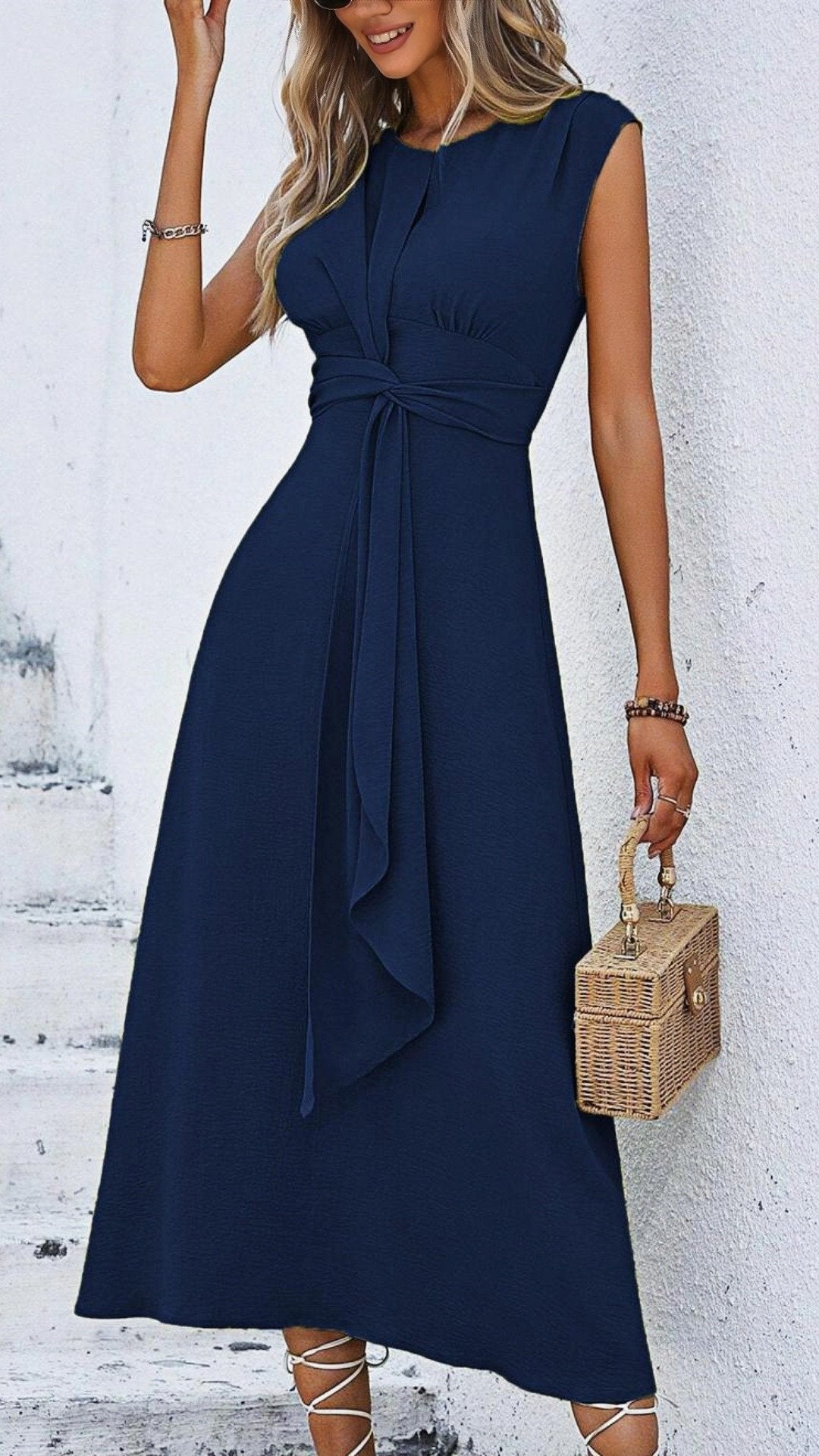 🌸 THE DUAL-WRAP DRESS: TWO WAYS TO WEAR, ENDLESS STYLE — YOUR NEW FAVOURITE TRANSFORMABLE PIECE 🌸
