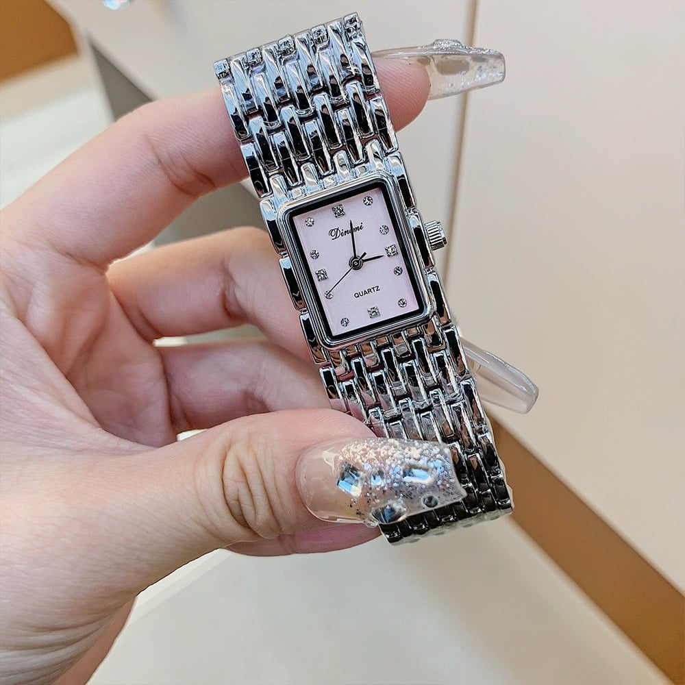 Vintage-style rectangular chain-strap women's watch