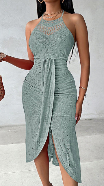 🕊️ THE RESORT HALTER DRESS