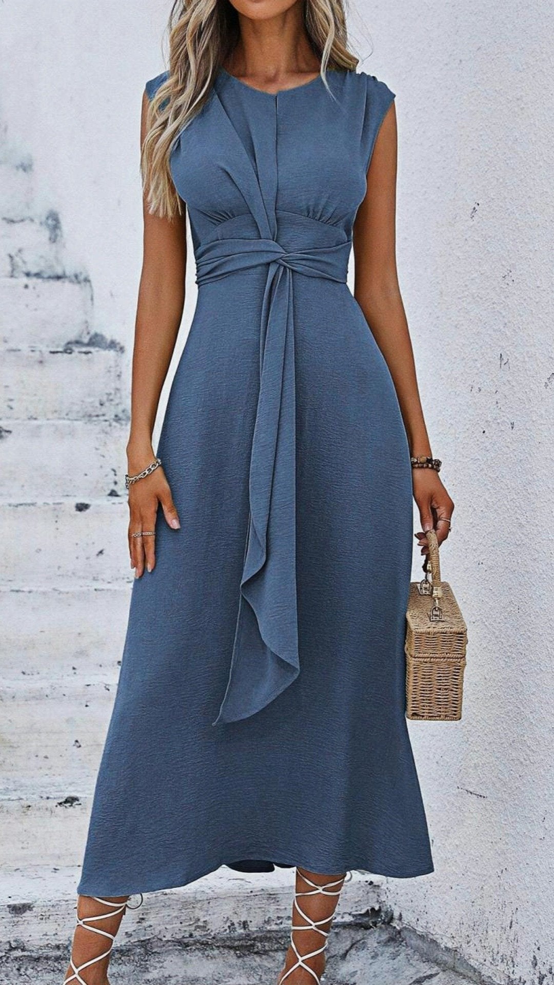 🌸 THE DUAL-WRAP DRESS: TWO WAYS TO WEAR, ENDLESS STYLE — YOUR NEW FAVOURITE TRANSFORMABLE PIECE 🌸