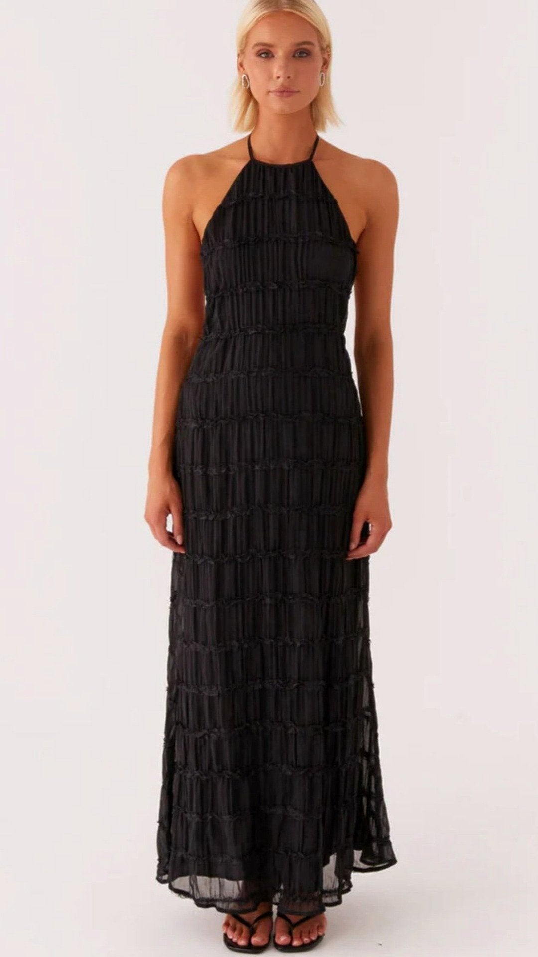 🌺 THE HALTER BACKLESS MAXI: OPEN BACK, SELF-TIE STRAPS, FULLY LINED — YOUR MOST SOPHISTICATED SUMMER DRESS 🌺