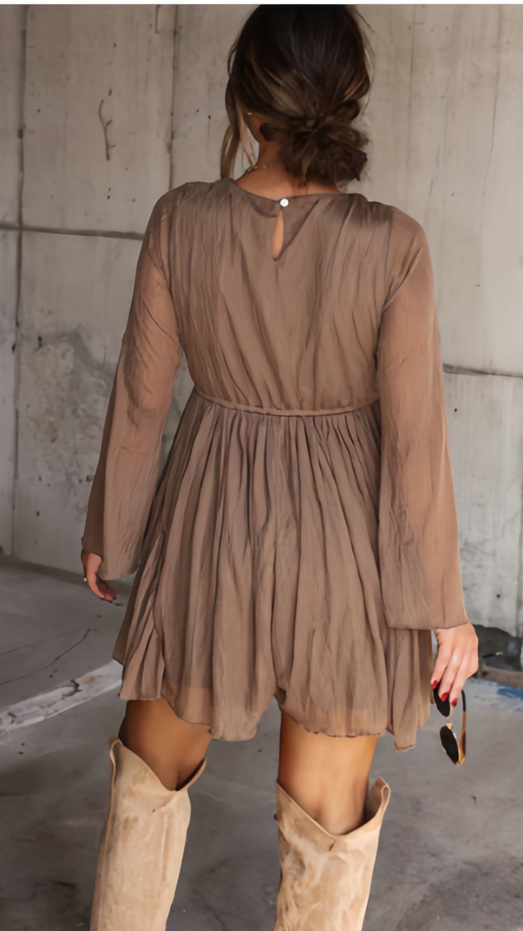 🎀 THE BELTED BABYDOLL MINI: V-NECK, LONG SLEEVES, HIDDEN LINING — YOUR NEW SEASONLESS FAVOURITE 🎀