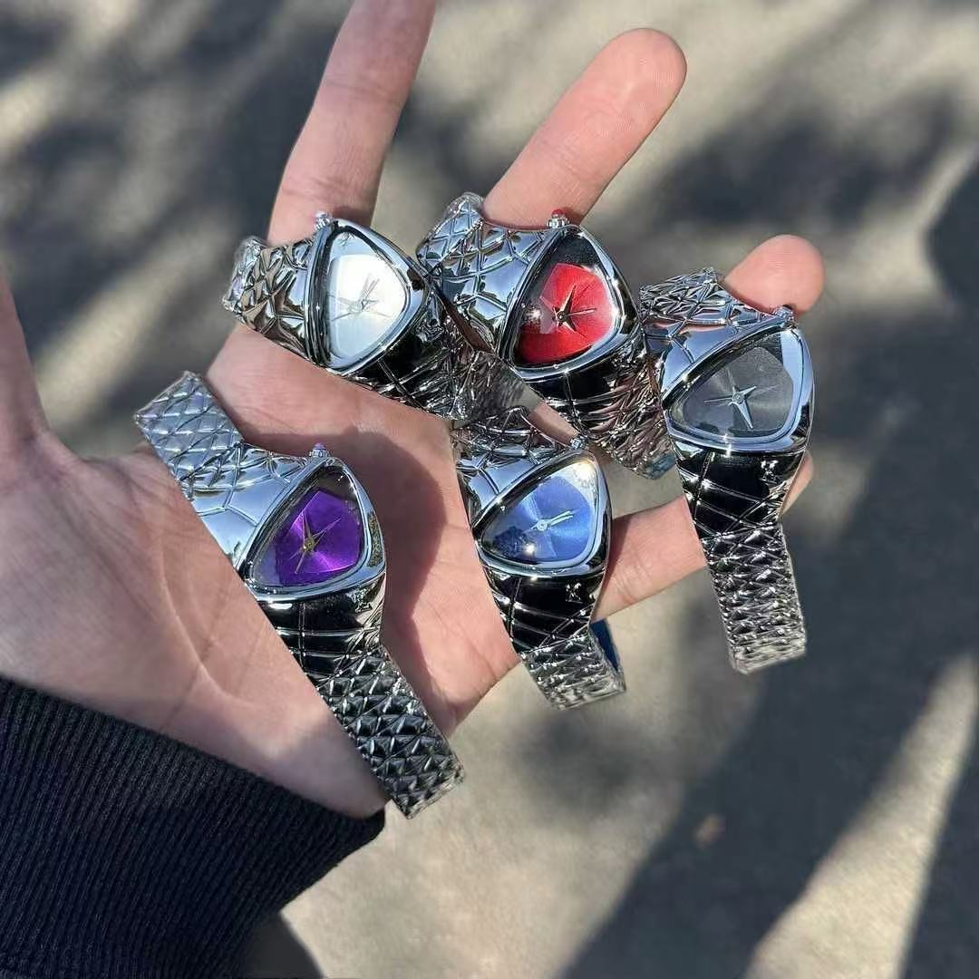 Millennium Original Y2K Alien Longan Watch (Hip-Hop Style)