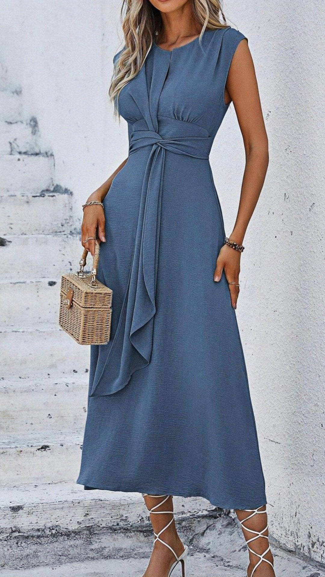 🌸 THE DUAL-WRAP DRESS: TWO WAYS TO WEAR, ENDLESS STYLE — YOUR NEW FAVOURITE TRANSFORMABLE PIECE 🌸