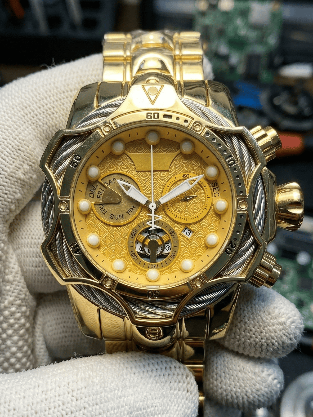 Men's Watch: Large-Dial Steel-Strap Sports Watch