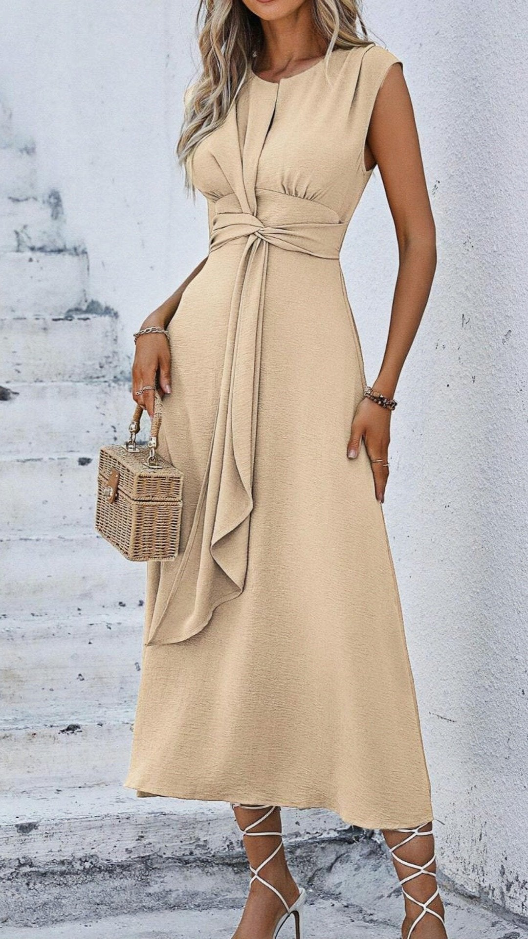 🌸 THE DUAL-WRAP DRESS: TWO WAYS TO WEAR, ENDLESS STYLE — YOUR NEW FAVOURITE TRANSFORMABLE PIECE 🌸