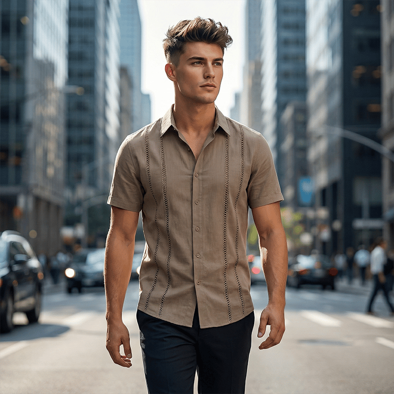 Men's Casual Short-Sleeve Shirt with Button Placket