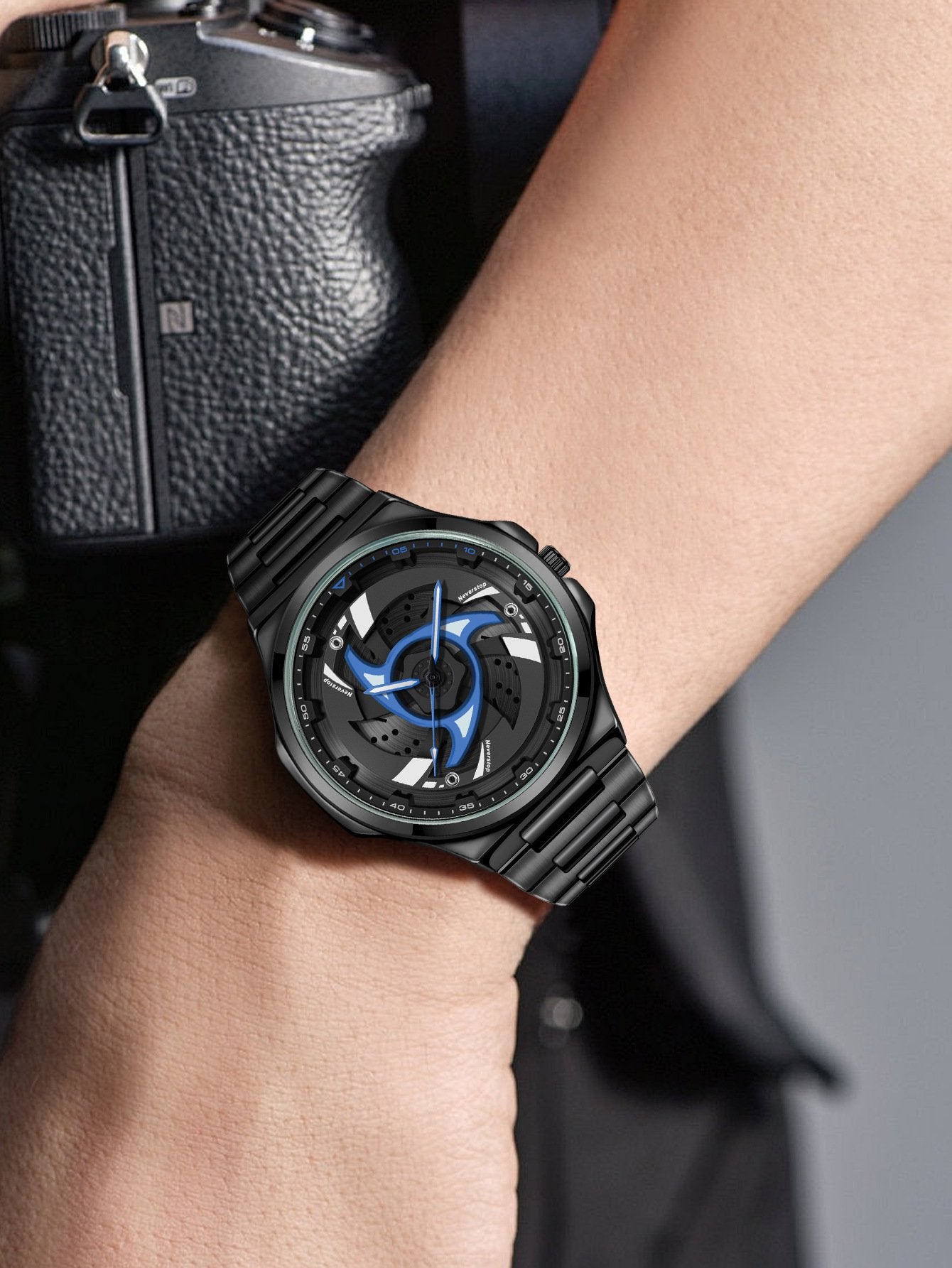 Men's Sports Quartz Watch with 360-Degree Rotating Bezel