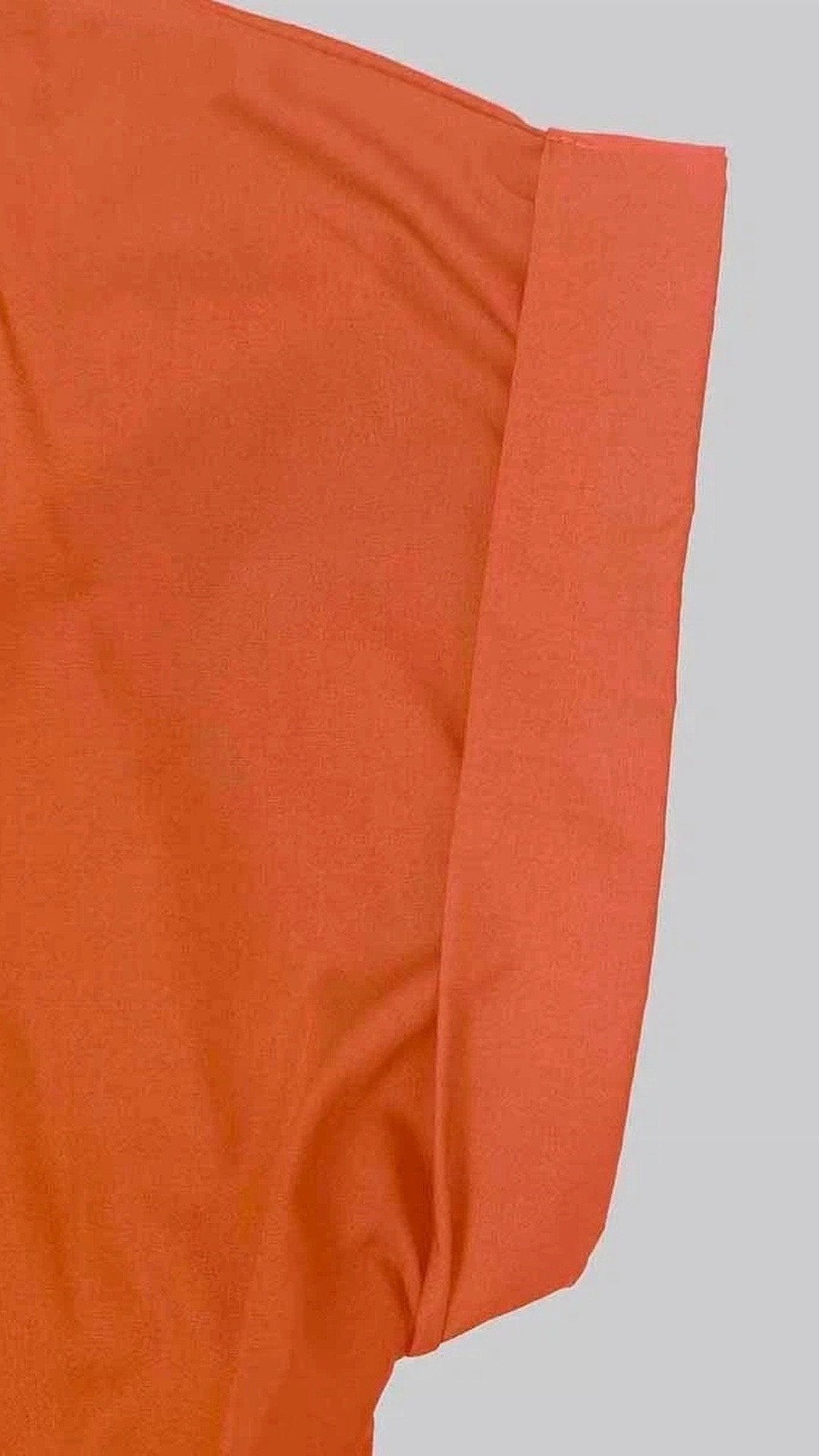🌞 THE PLEATED POCKET MAXI: LOOSE, SLIT V-NECK, SHORT SLEEVES — YOUR NEW FAVOURITE SUMMER BASIC 🌞