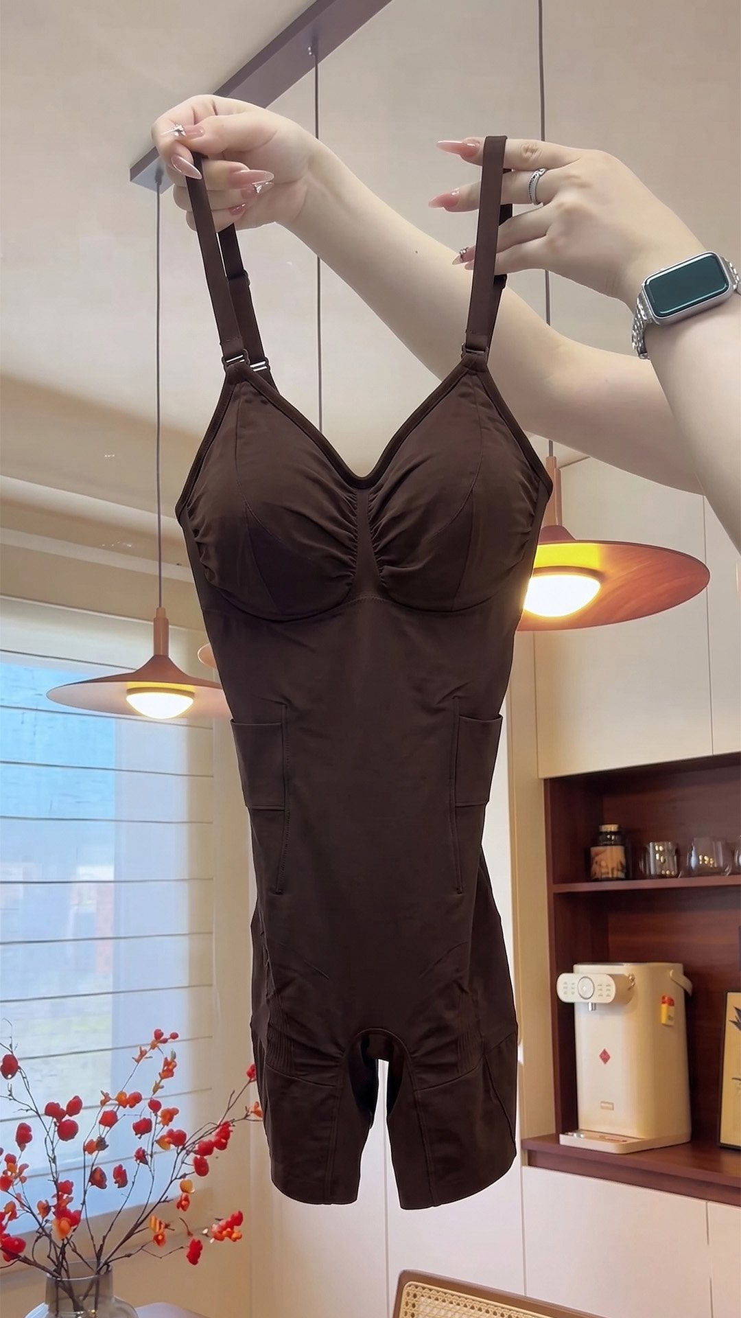 🌸 THE 1‐SECOND OFF BODYSUIT: EASY‐OFF, MID‐SIZE SCULPTING, NO MORE FULL UNDRESSING 🌸