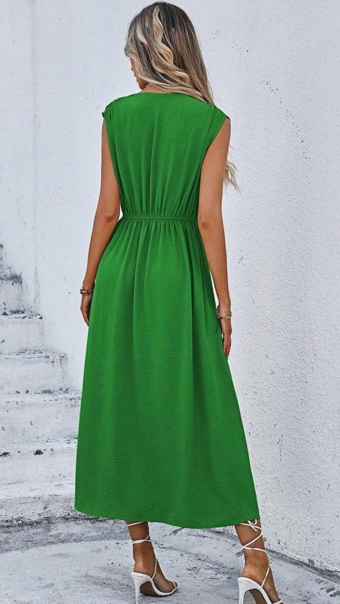 🌸 THE DUAL-WRAP DRESS: TWO WAYS TO WEAR, ENDLESS STYLE — YOUR NEW FAVOURITE TRANSFORMABLE PIECE 🌸