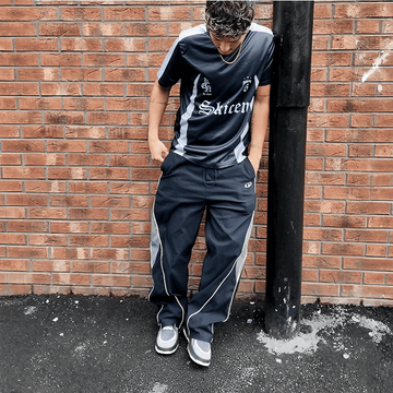 Men's Loose Fit Sports Pants – Lightweight Training Trousers with Elastic Waist & Pockets