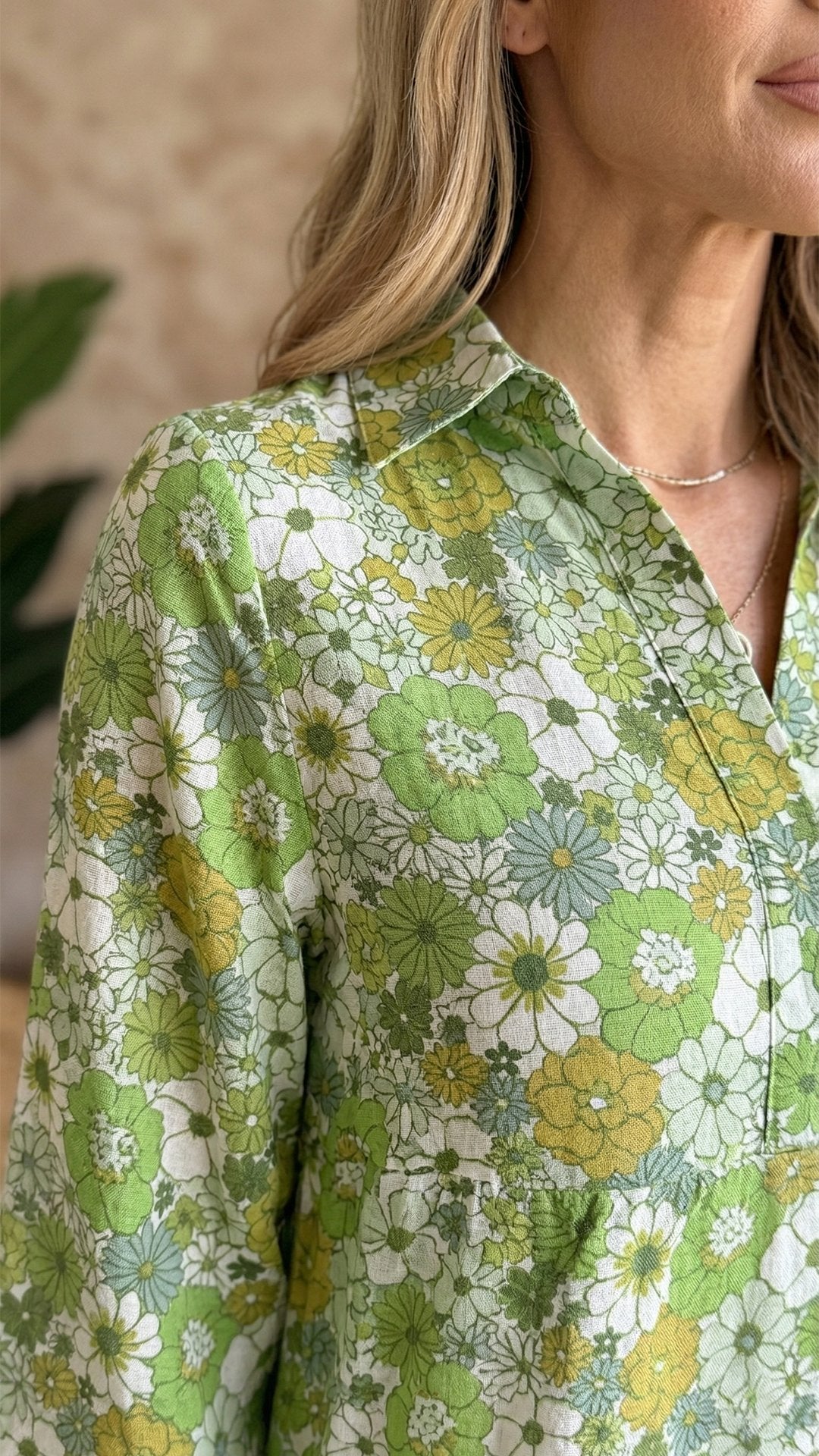 🌸 THE BOHO LANTERN DRESS: V-NECK, PUFF SLEEVES, A-LINE SWING — YOUR SUMMER SOULMATE 🌸