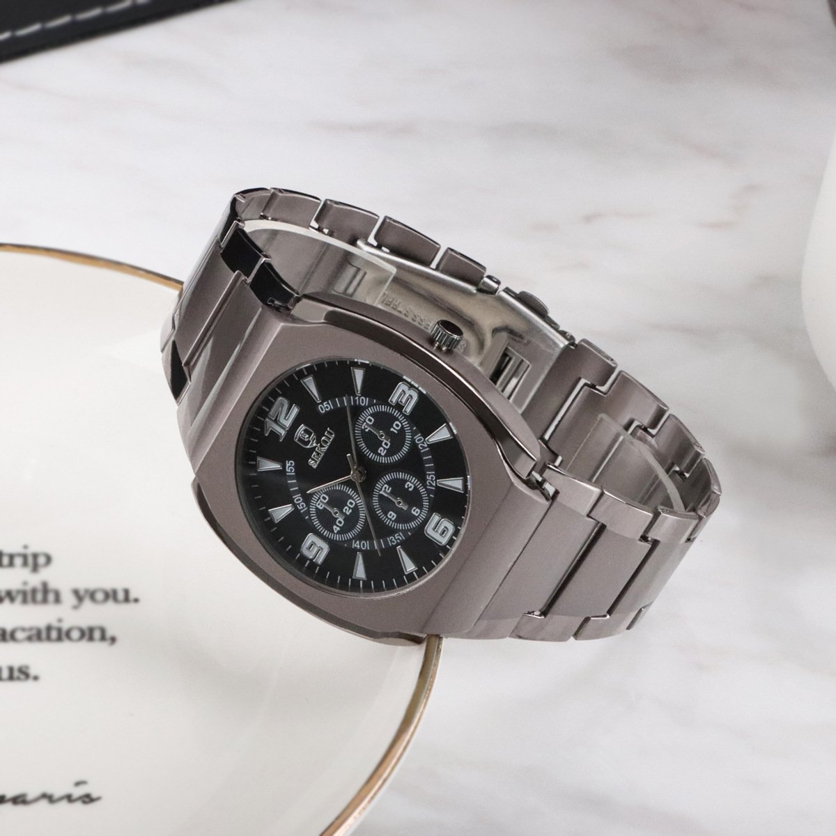 Alloy-Case Quartz Watch